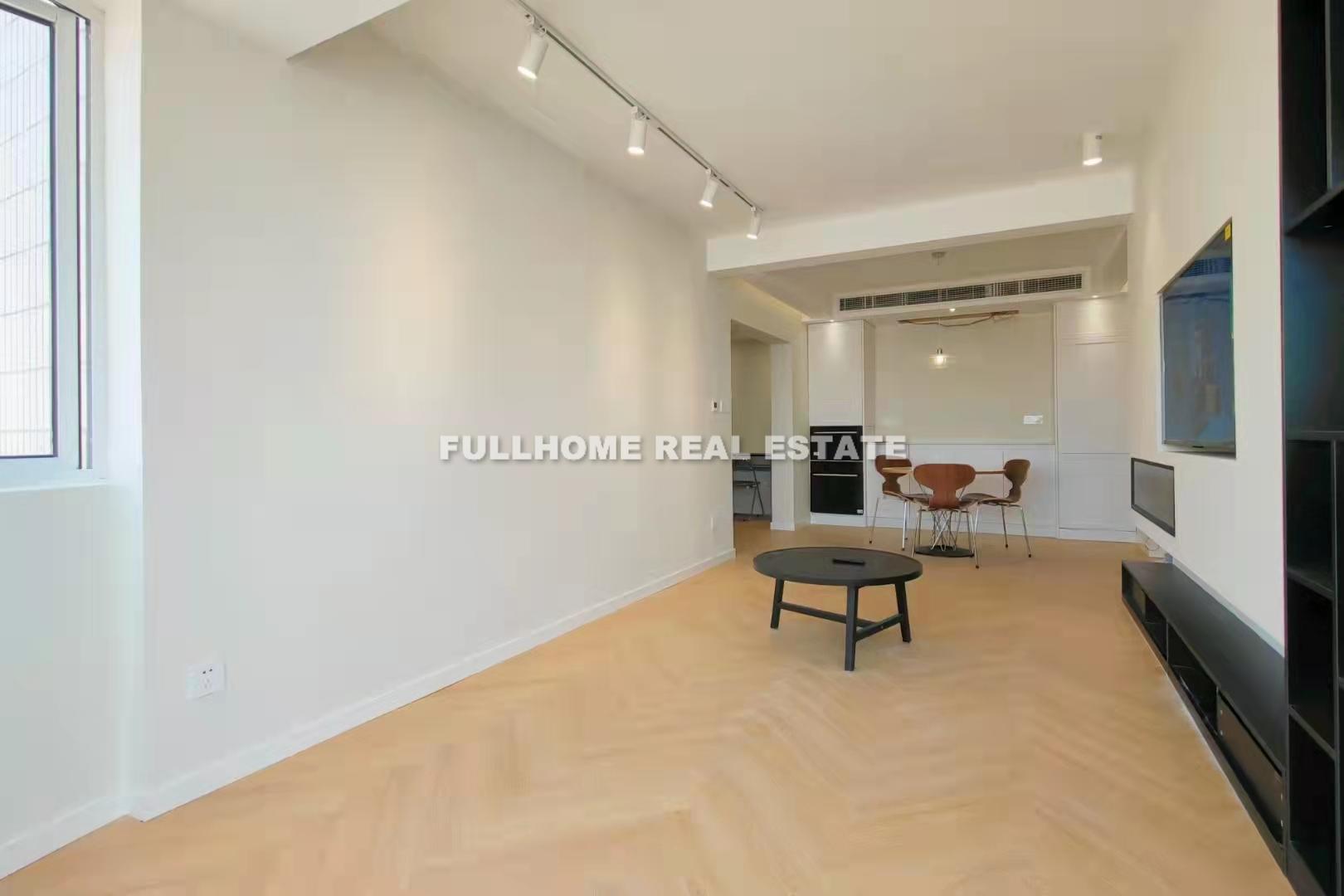 Same compound: Yi Dian Apartment, 2 bedrooms in Shanghai
