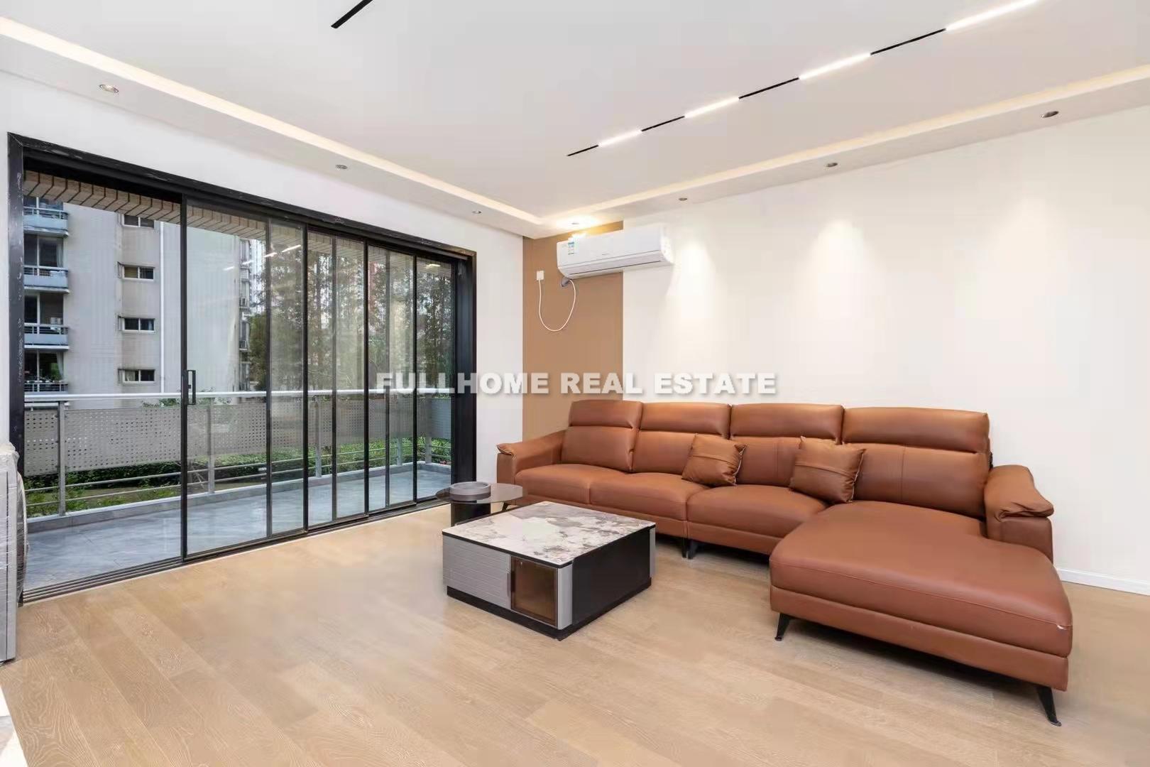 Lianyang Nianhua - 3 bedroom apartment in Shanghai, Century Park and Lianyang, Pudong