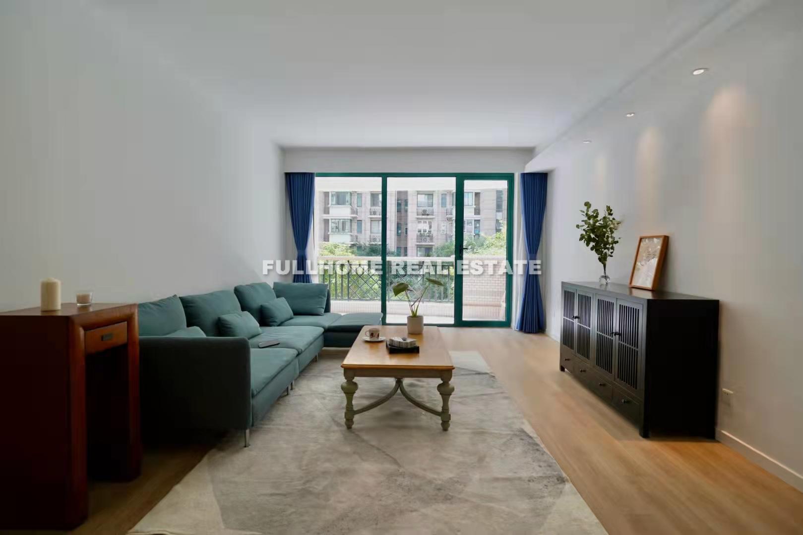 Same compound: Xiang Xie Yuan, 3 bedrooms in Shanghai