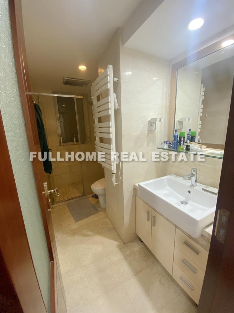 Same compound: Juntai Lixuan, 3 bedrooms in Shanghai