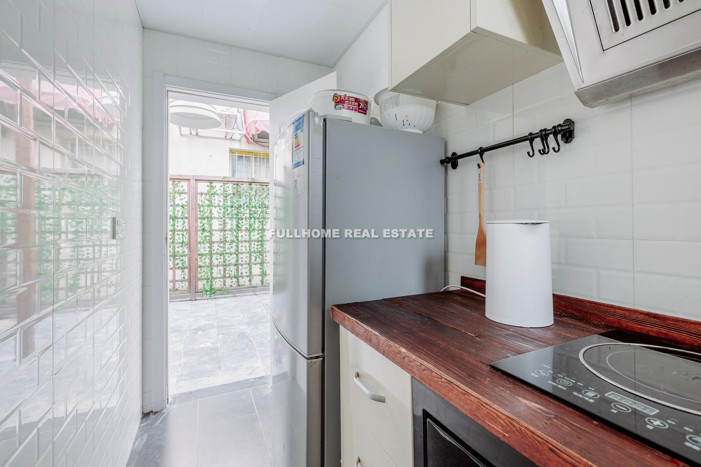 Lane 100-2000 West Nan Jing Road Old House - Interior view 8, Shanghai rental property