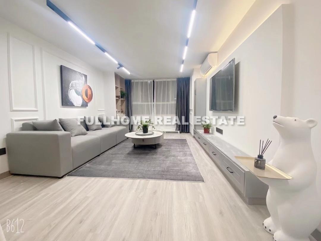Jingan Xinge - 2 bedroom apartment in Shanghai, Jing An, Downtown