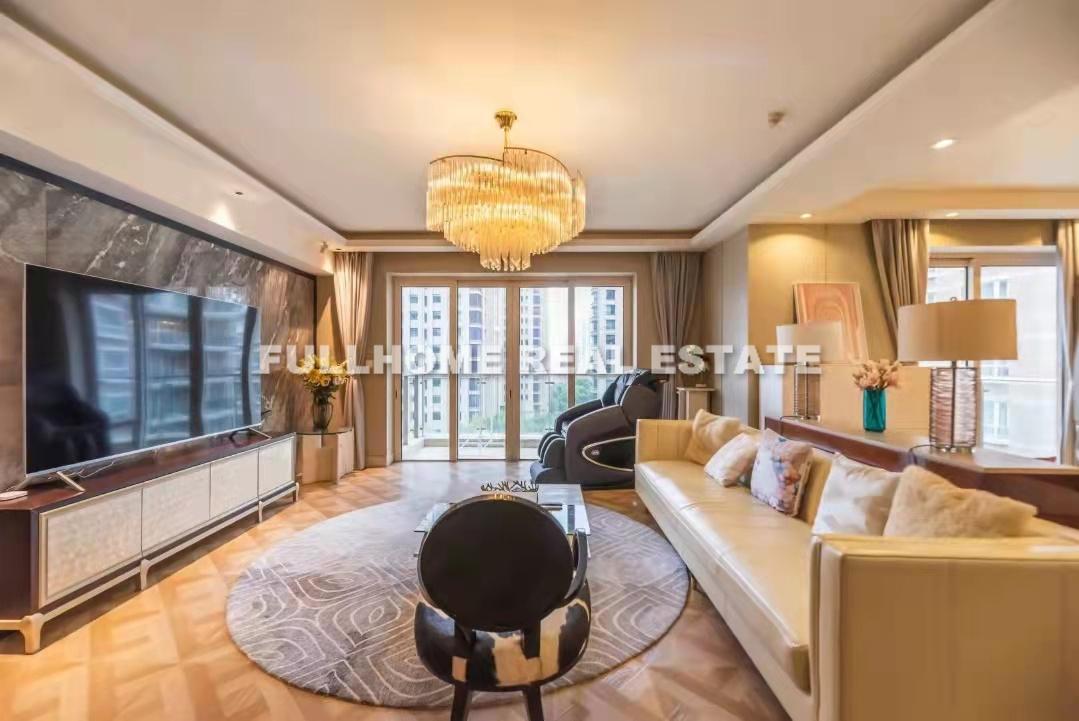 JinLin TianDi - 3 bedroom apartment in Shanghai, Xintiandi, Downtown