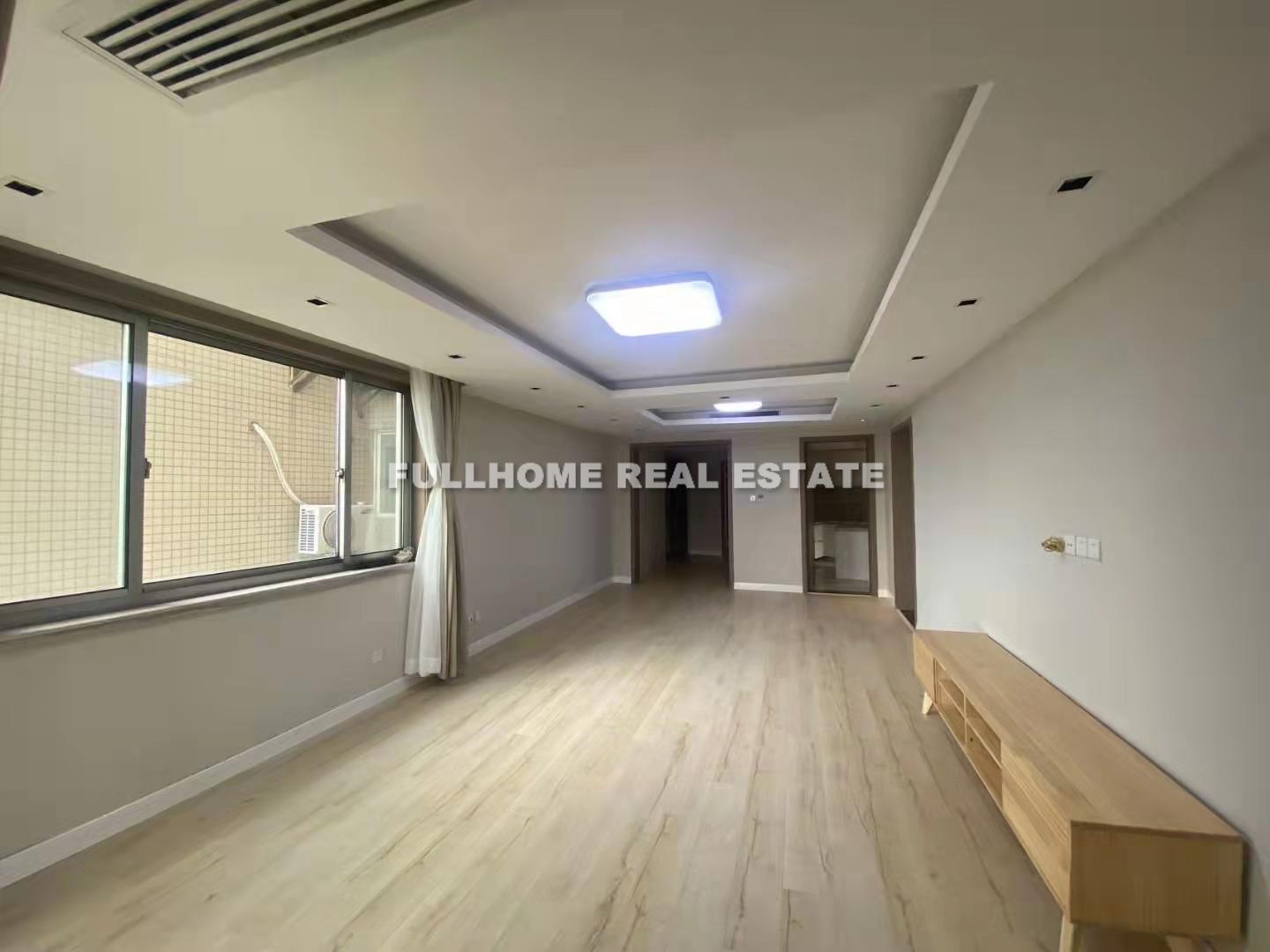 Mandarine City - 3 bedroom apartment in Shanghai, Gubei, Hongqiao