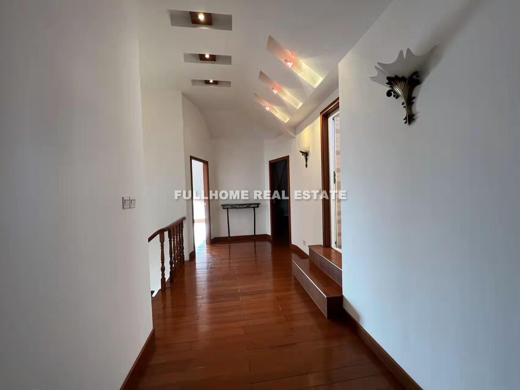 Golden Vienna - Interior view 3, Shanghai rental property