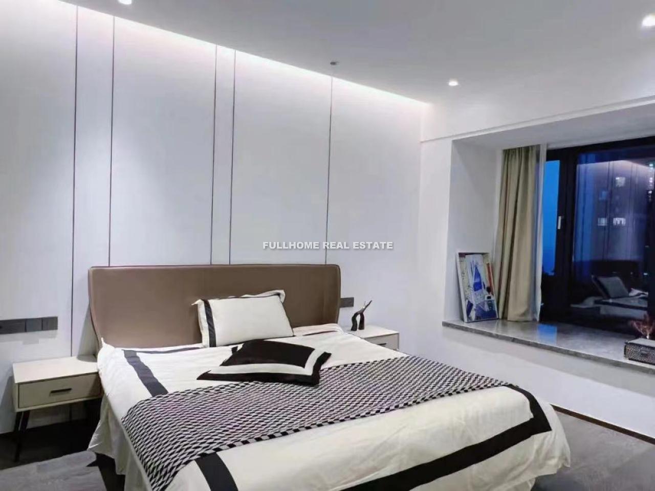 Peninsula Phase IV - 1 bedroom apartment in Shenzhen, 