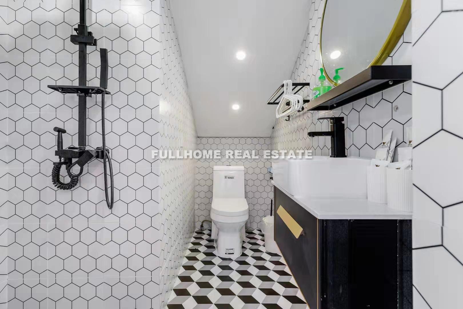 Lane 1-1000 North Shanxi Road Old House - Interior view 3, Shanghai rental property