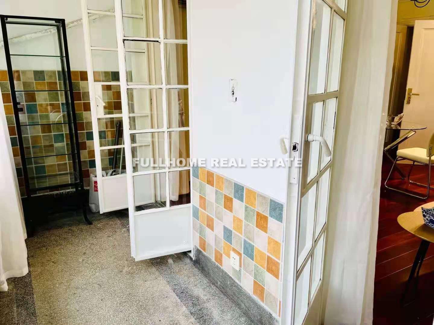 Lane 401-800 Changle Road Old House	 - Interior view 4, Shanghai rental property