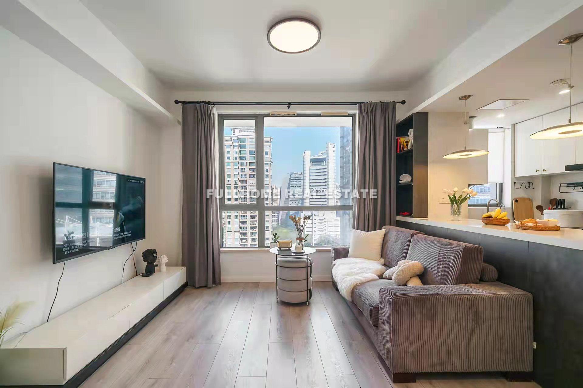 Top Of City - 1 bedroom apartment in Shanghai, People Square, Downtown