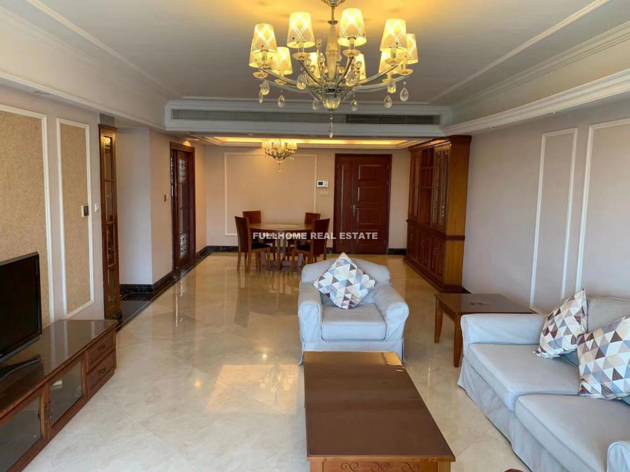 Similar property: Park Royal, 4 bedrooms, 207 sqm in Guangzhou