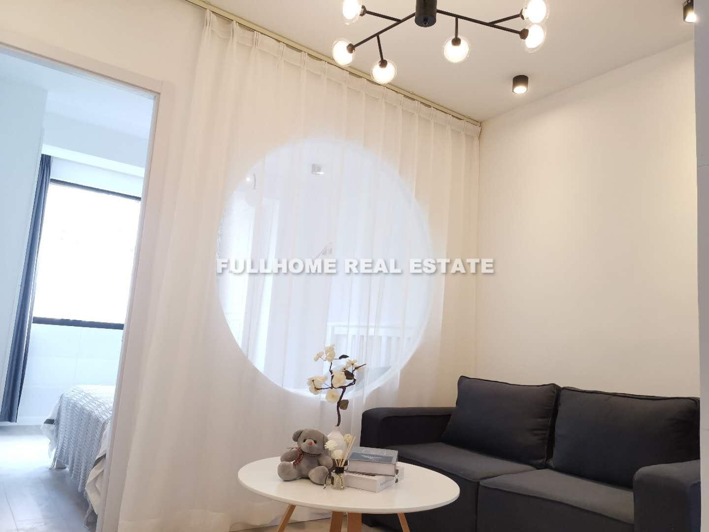 Same compound: Yaohua Apartment, 1 bedrooms in Shanghai
