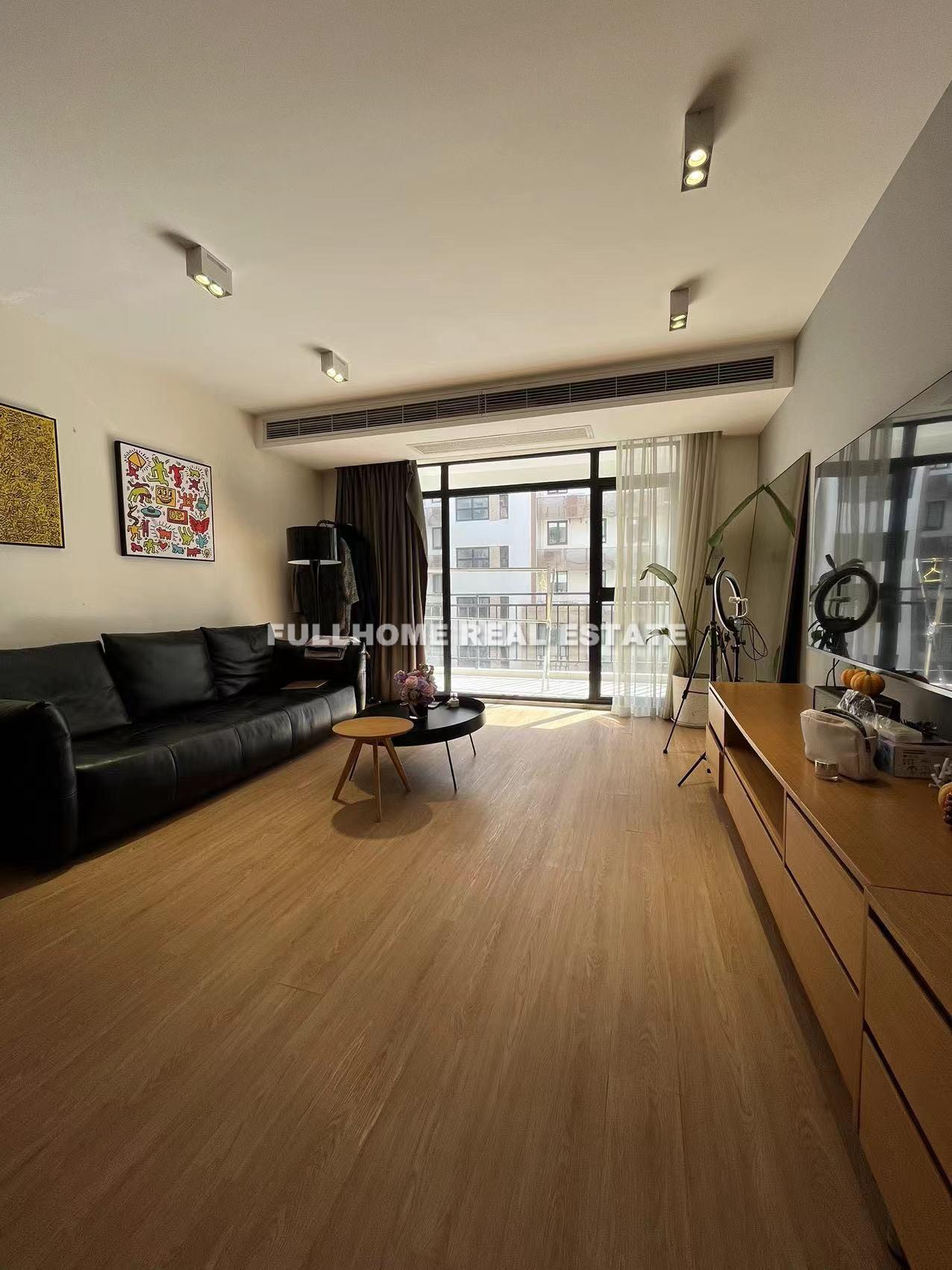Hua Yuan Mansion - 2 bedroom apartment in Shanghai, Downtown, Downtown