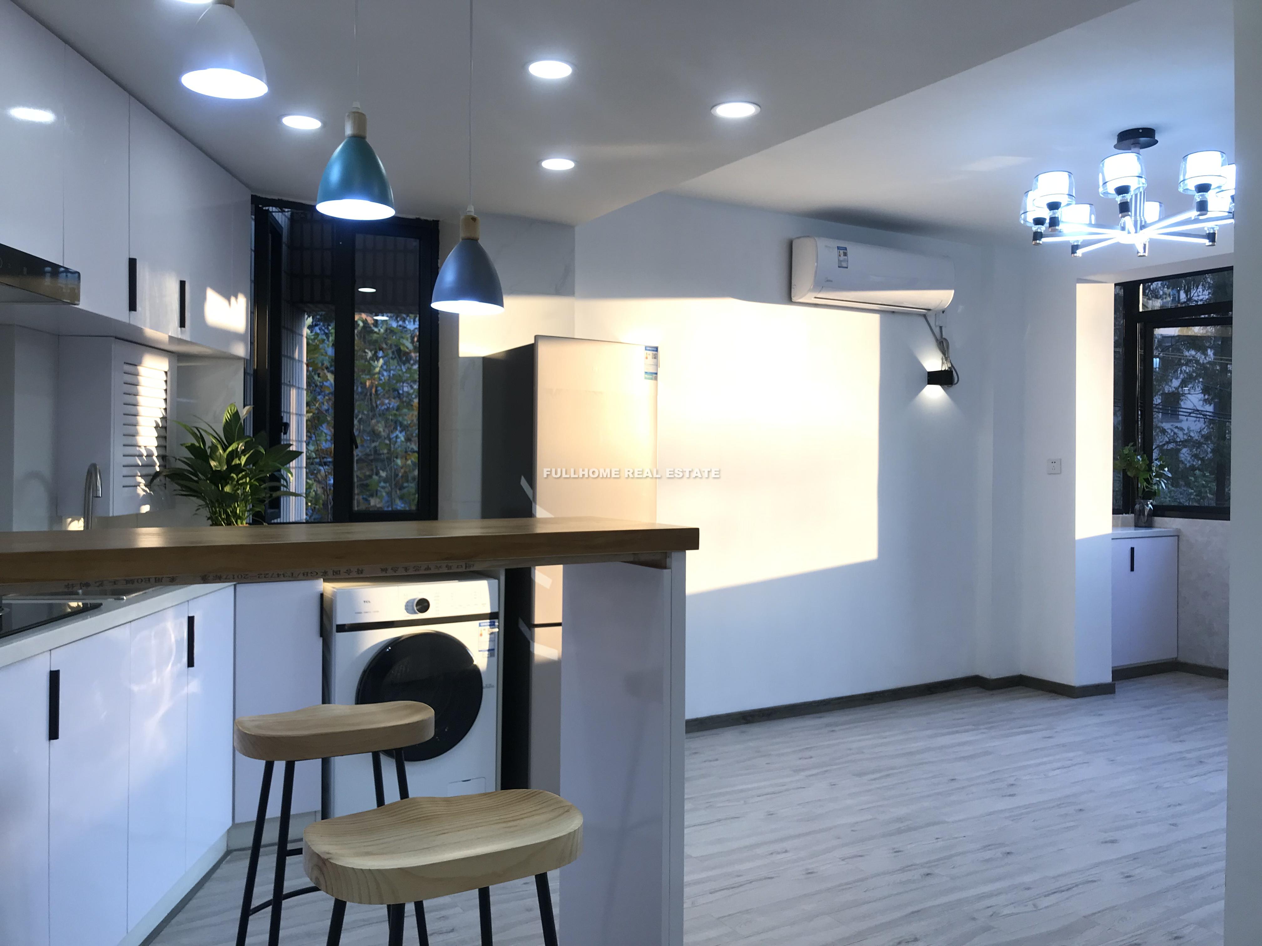 Lane 1-1000 Panyu Road Old House - 1 bedroom apartment in Shanghai, Downtown, Downtown