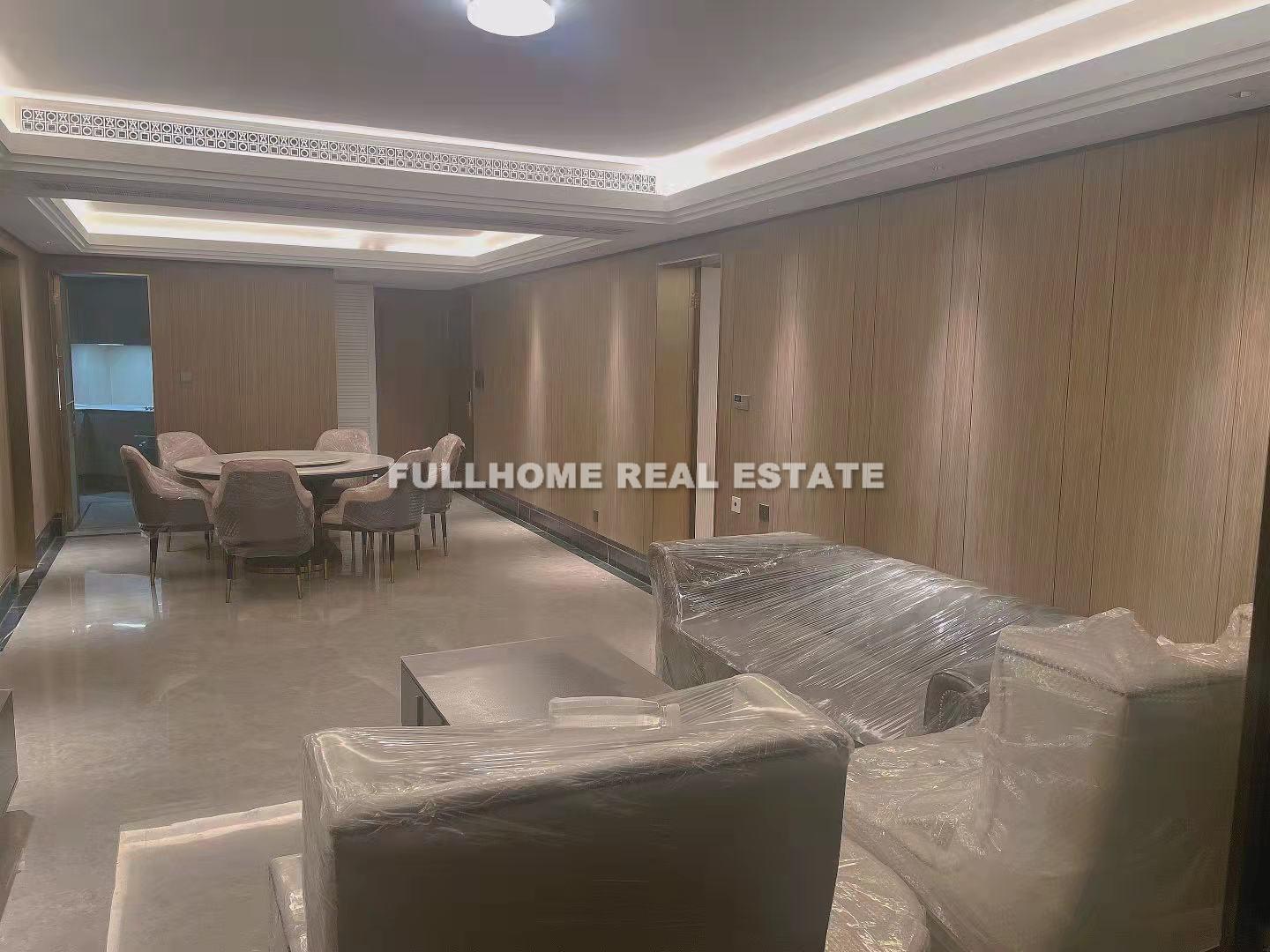 Same compound: Forte Elegant Garden, 3 bedrooms in Shanghai