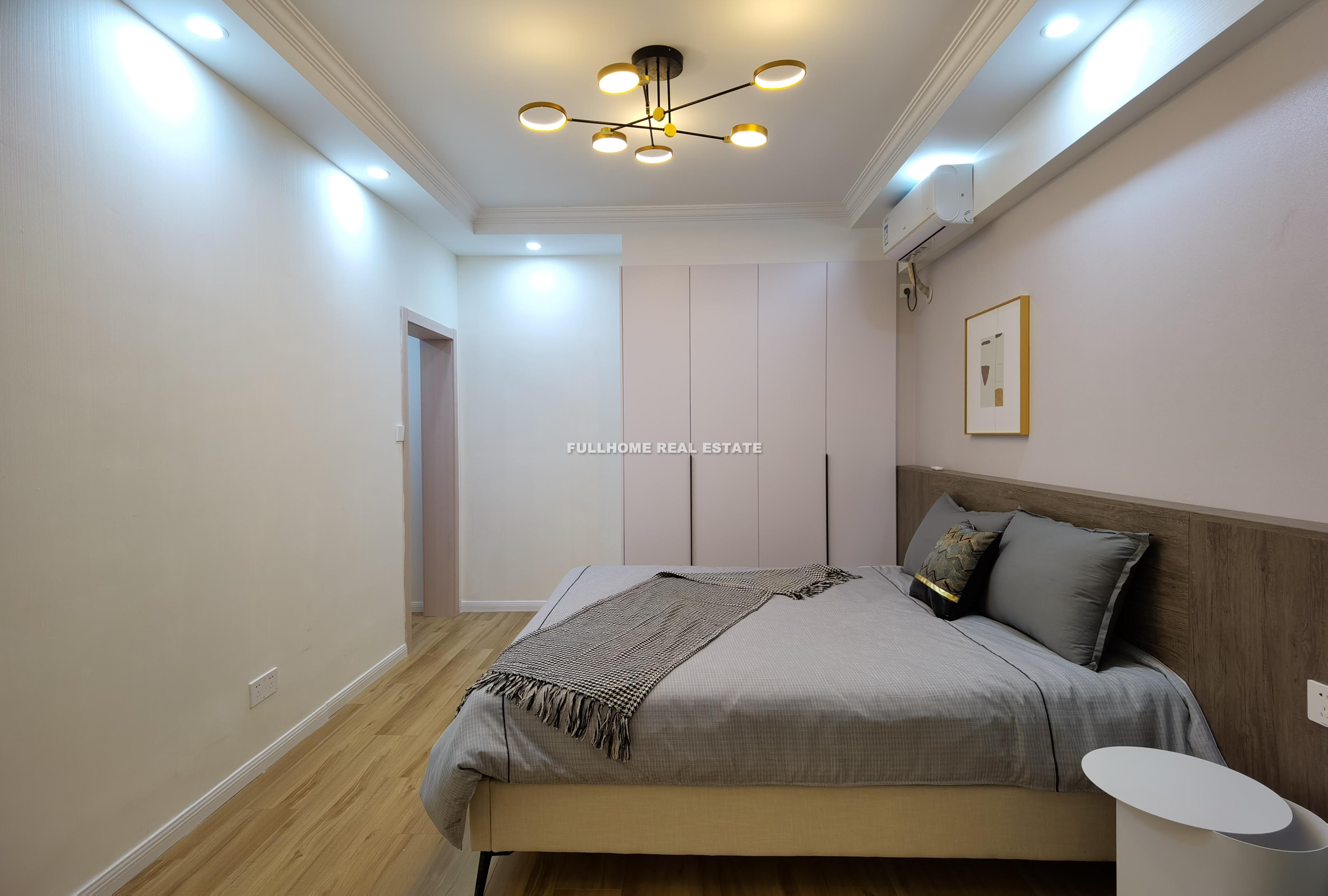 Same compound: Zi Yuan Mansion, 2 bedrooms in Shanghai