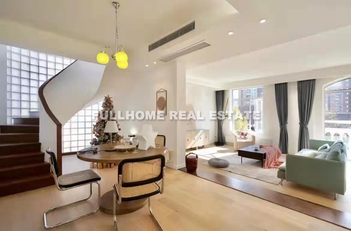Jing An Garden View - 3 bedroom apartment in Shanghai, Jing An, Downtown