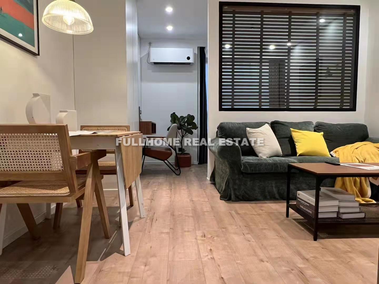 Tong Ji Garden - 1 bedroom apartment in Shanghai, Jing An, Downtown