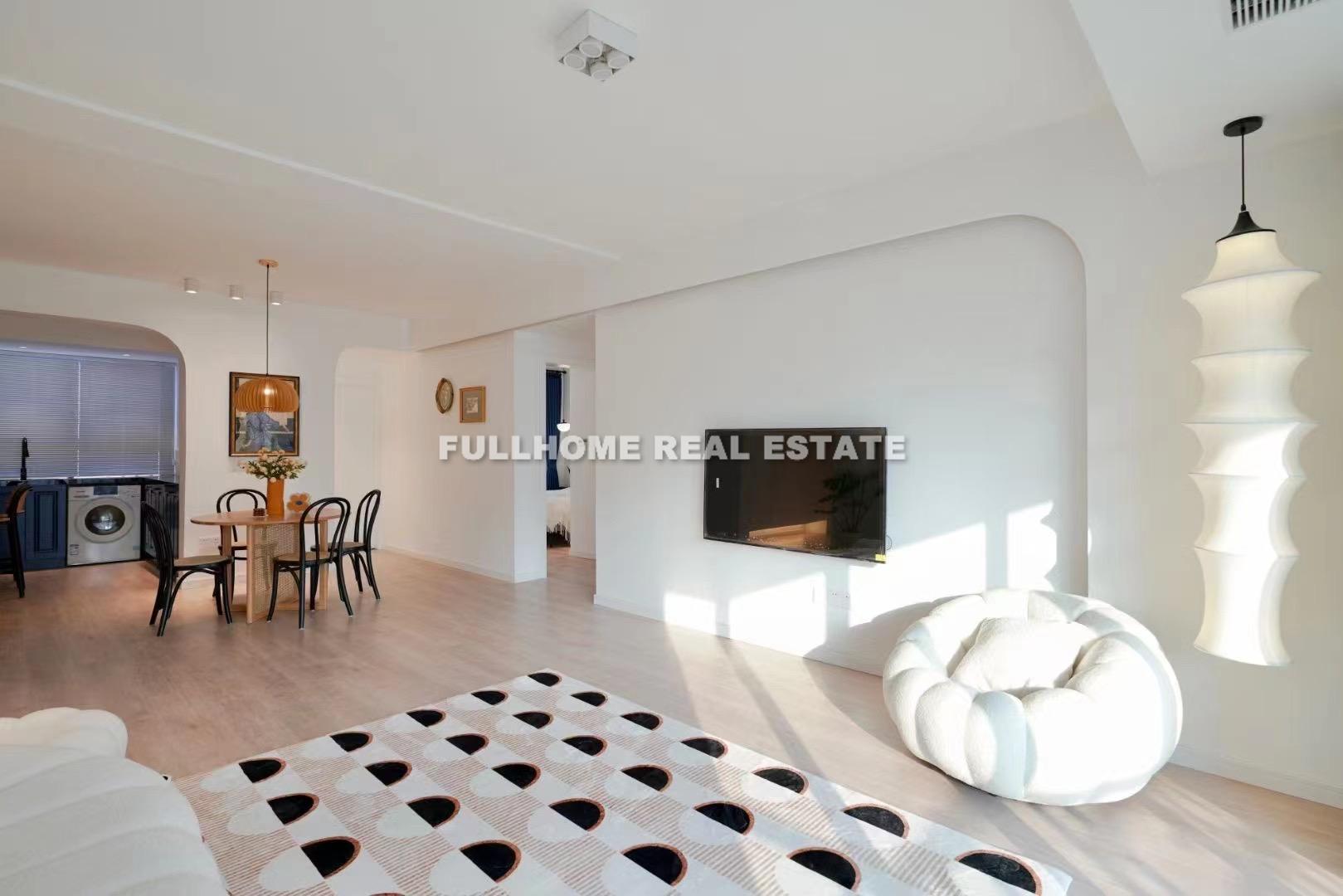 Sunshine Garden - 3 bedroom apartment in Shanghai, Downtown, Downtown