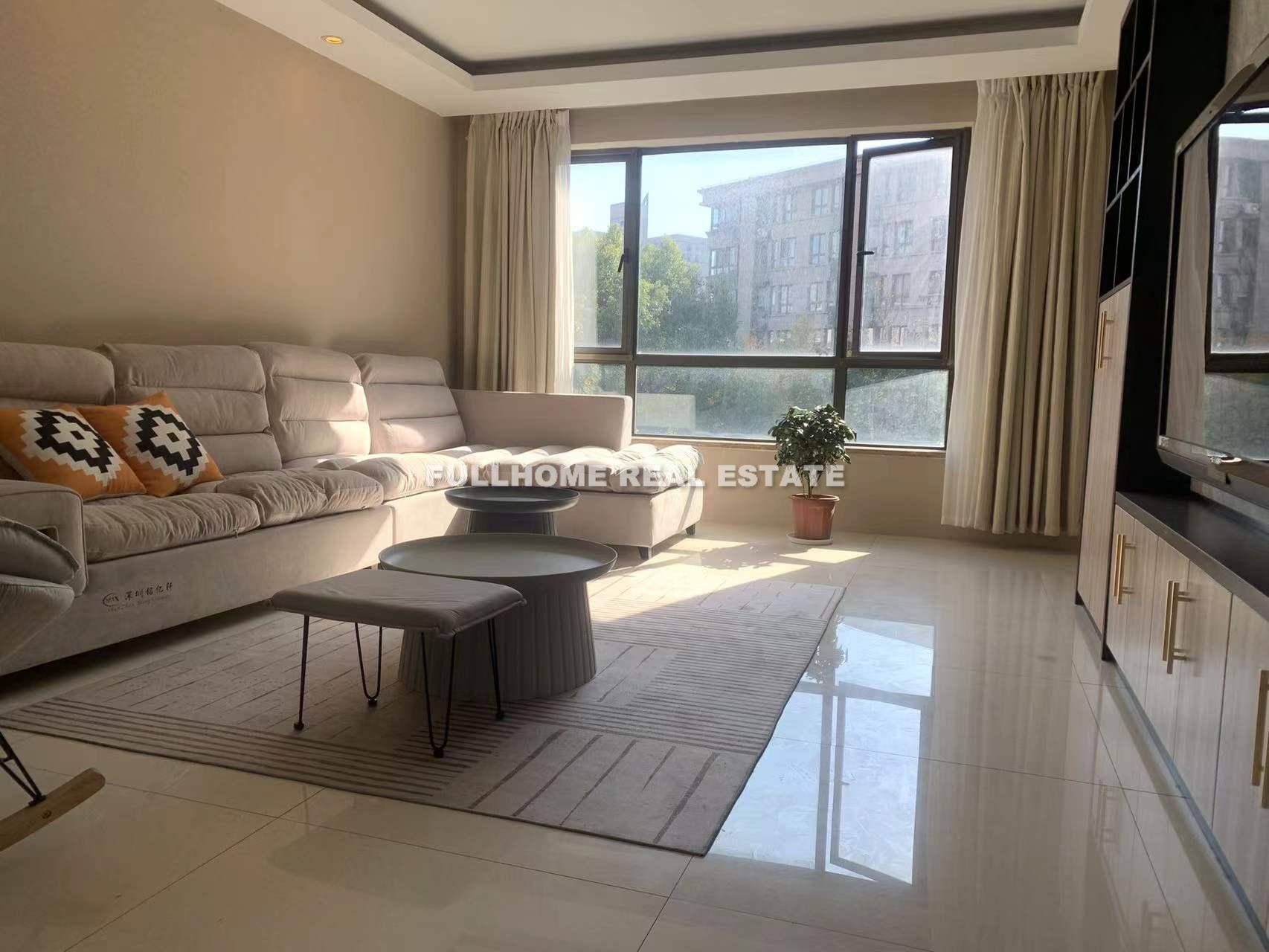 Purple Xun NGA - 4 bedroom apartment in Shanghai, Hongqiao, Hongqiao