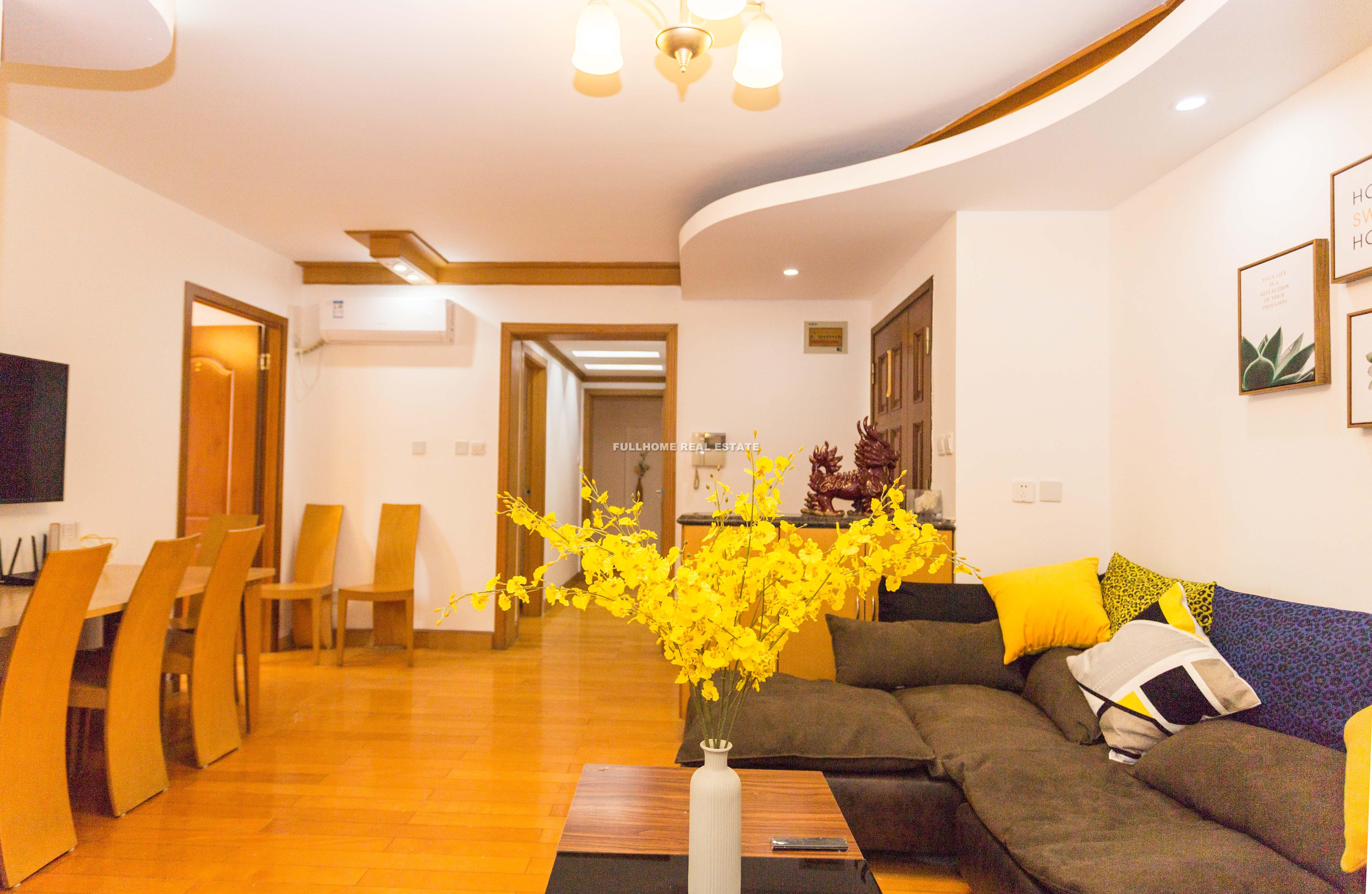 Xujiahui Garden - 3 bedroom apartment in Shanghai, Xujiahui, Downtown