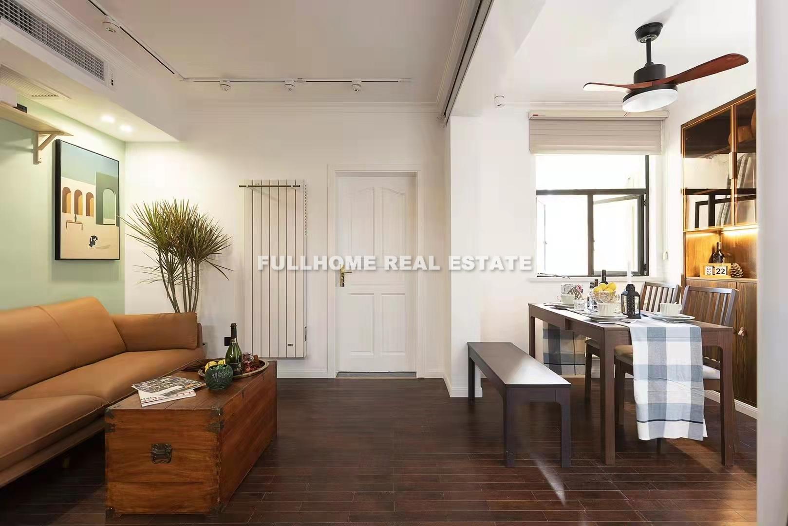 Same compound: Yun Hua Apartment, 3 bedrooms in Shanghai