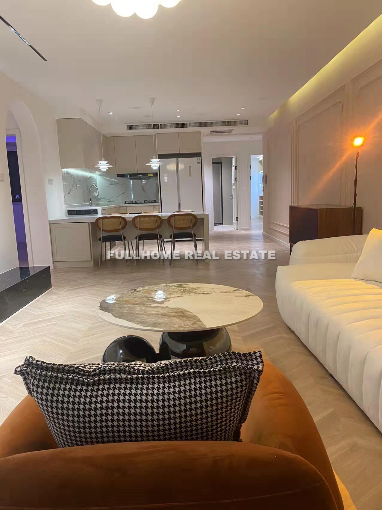 Xujiahui Garden - 3 bedroom apartment in Shanghai, Xujiahui, Downtown