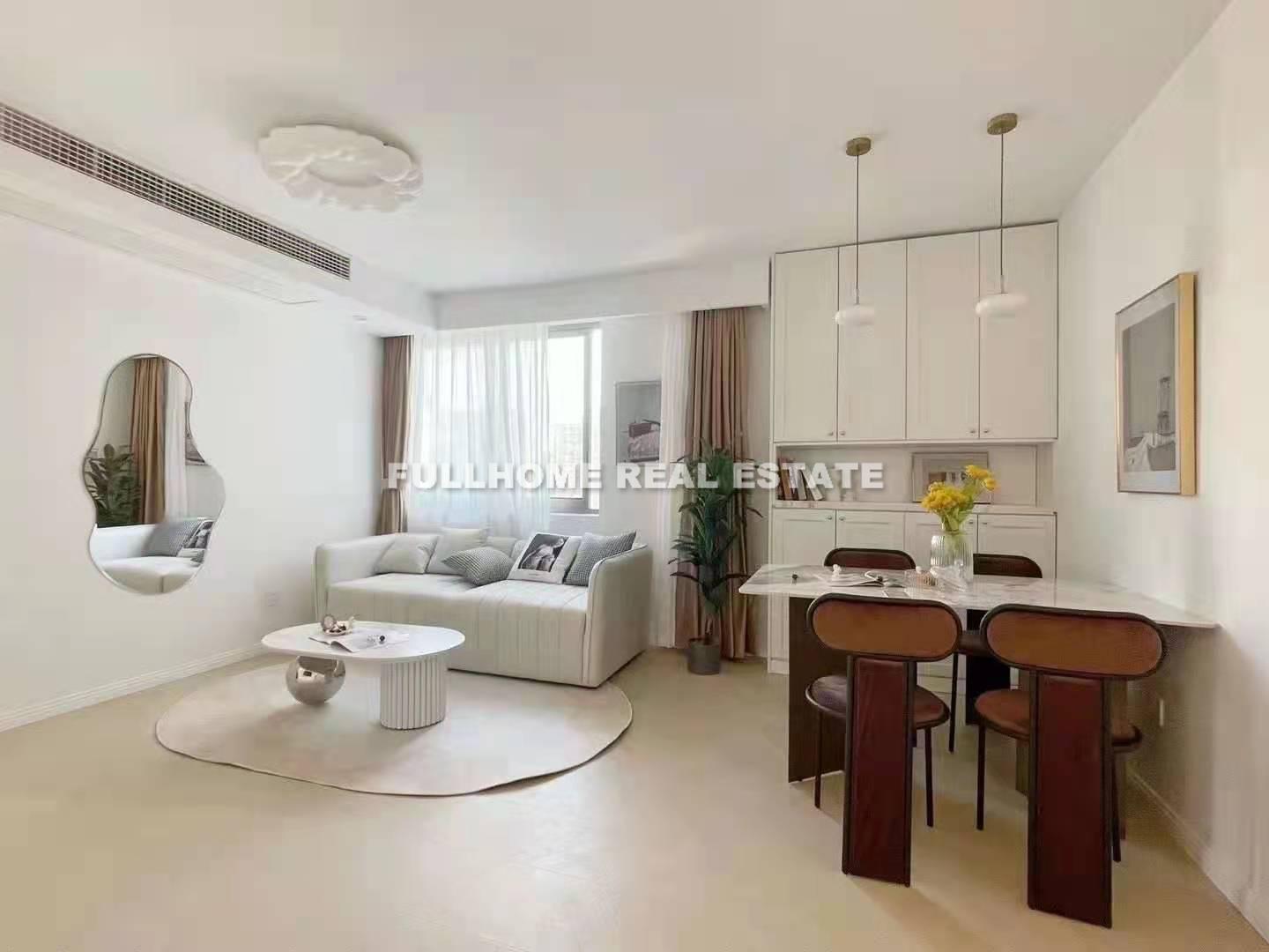 Jiaozhou Teacher Apartment - 2 bedroom apartment in Shanghai, Jing An, Downtown
