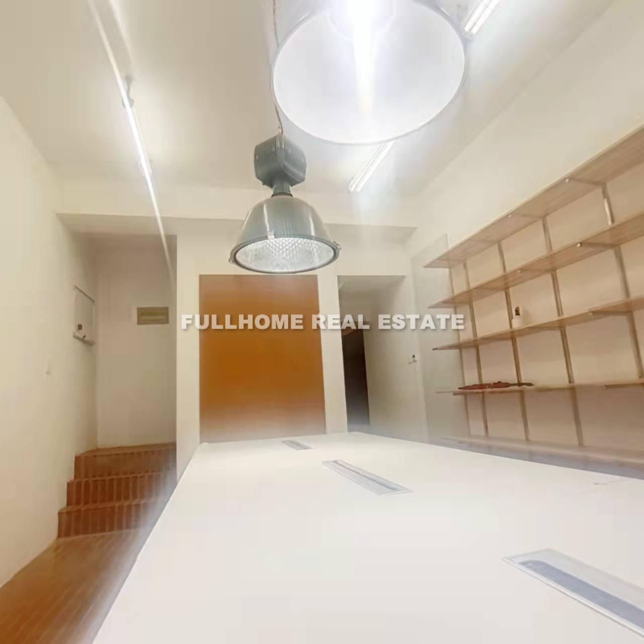 Lane 300-800 Yongjia Road Old House - 3 bedroom apartment in Shanghai, , 