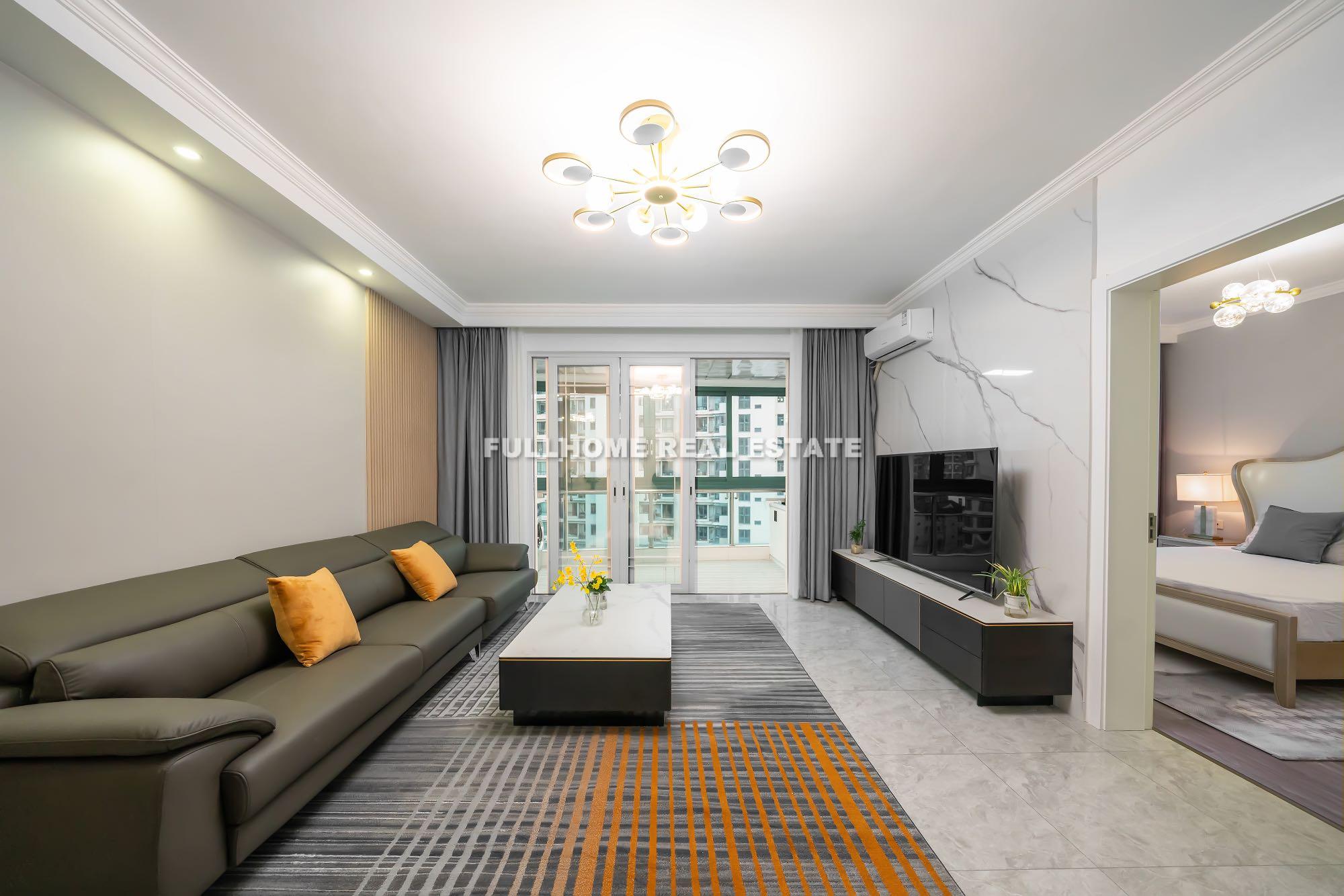 Same compound: Mingsheng Yuan, 3 bedrooms in Shanghai