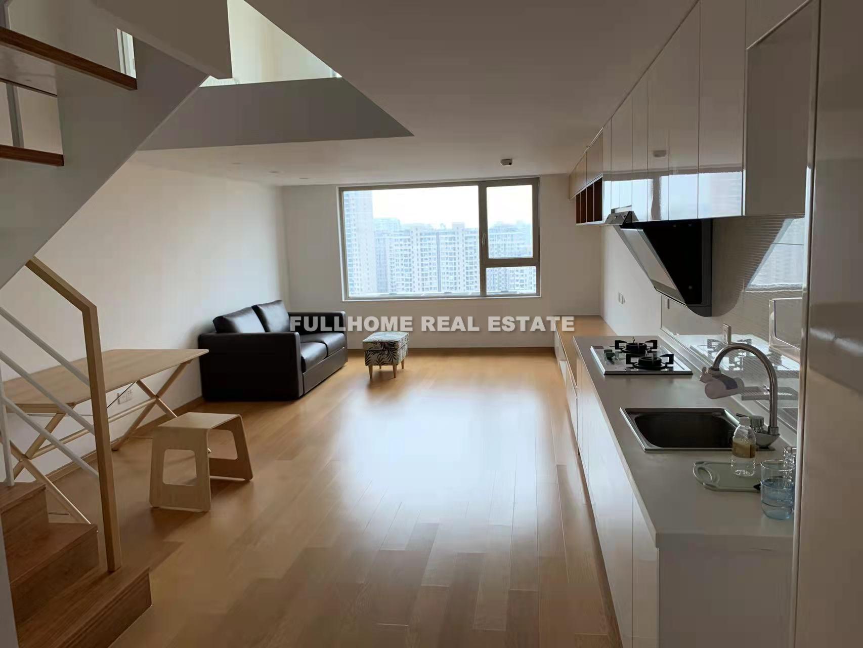 Lujiazui Financial Block - 2 bedroom apartment in Shanghai, Downtown, Downtown