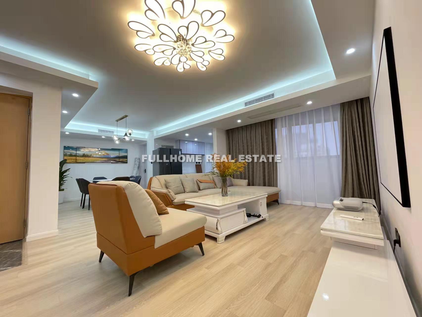 City Condo - 3 bedroom apartment in Shanghai, Hongqiao, Hongqiao