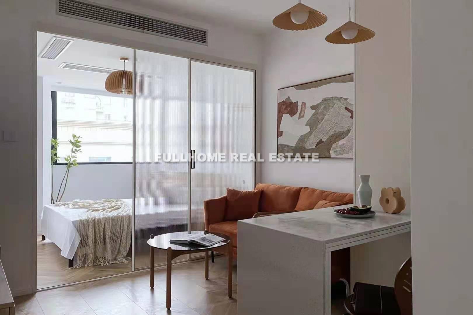 Same compound: Xinfeng Apartment, 1 bedrooms in Shanghai