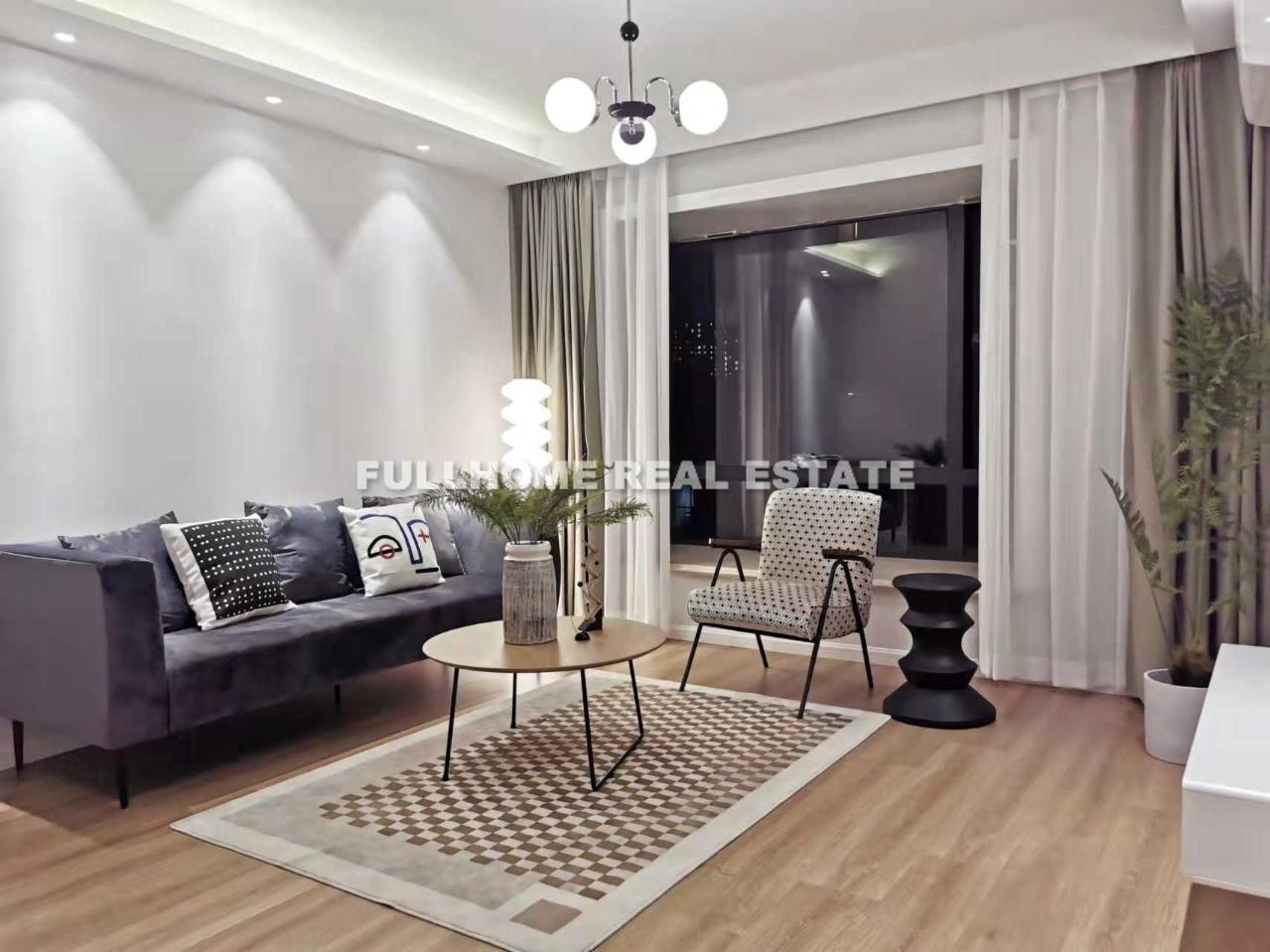 Same compound: Han He Yuan, 2 bedrooms in Shanghai