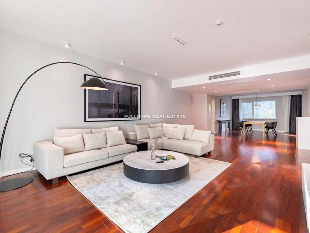 Central Park - 4 bedroom apartment in Beijing, CBD