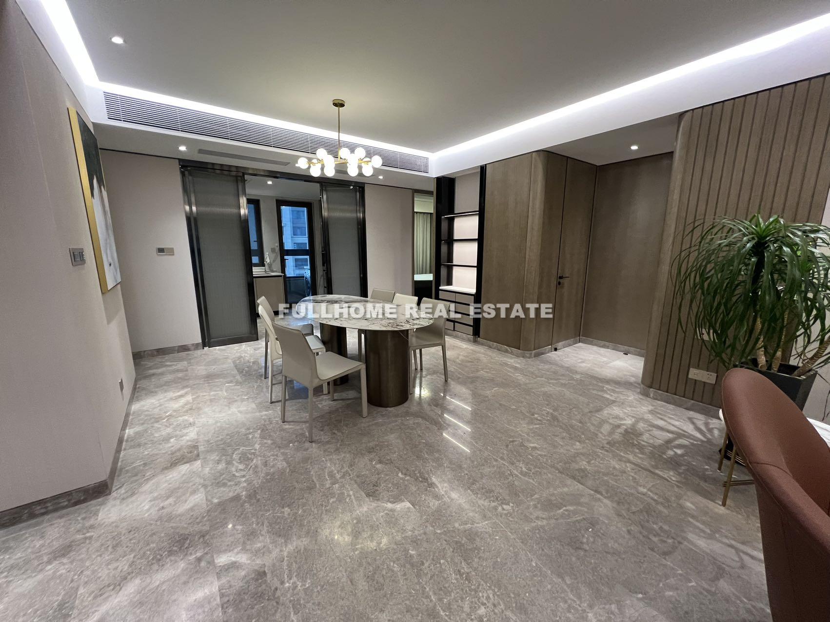 UNIONE - 4 bedroom apartment in Shanghai, Downtown, Downtown