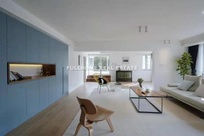 Similar property: Xujiahui Garden, 4 bedrooms, 260 sqm in Shanghai