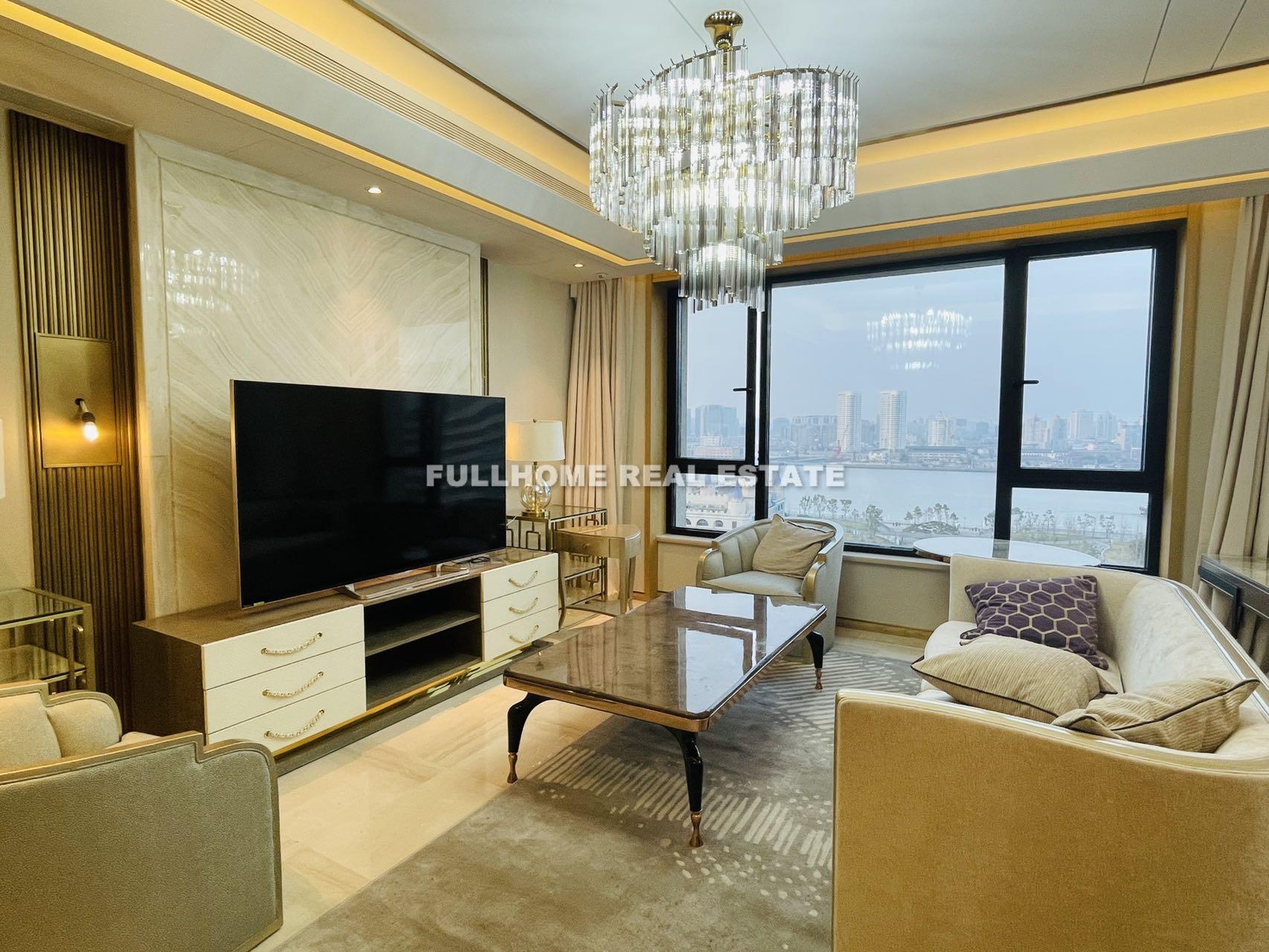 Same compound: Yi Bin Jiang, 3 bedrooms in Shanghai