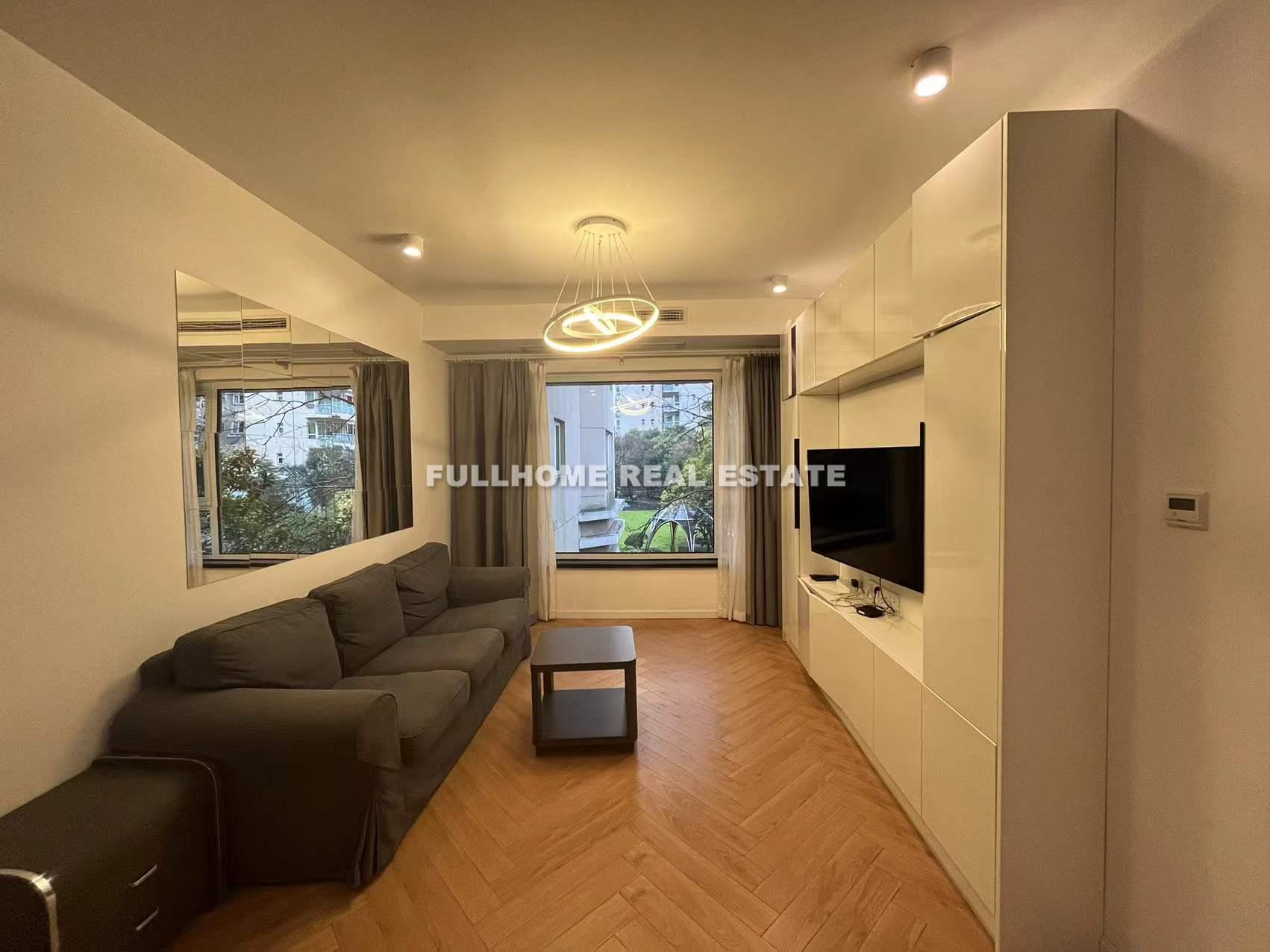 Chez Moi - 2 bedroom apartment in Shanghai, Jing An, Downtown
