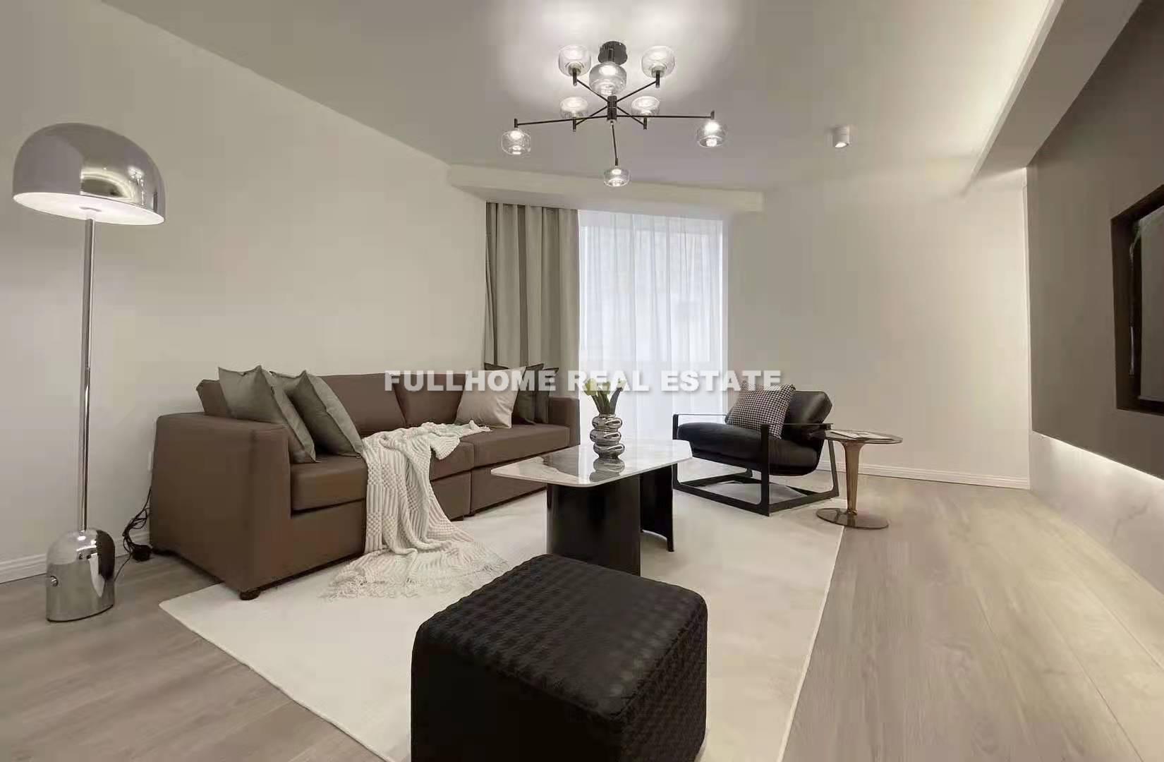 Same compound: Guo Tai Mansion, 2 bedrooms in Shanghai