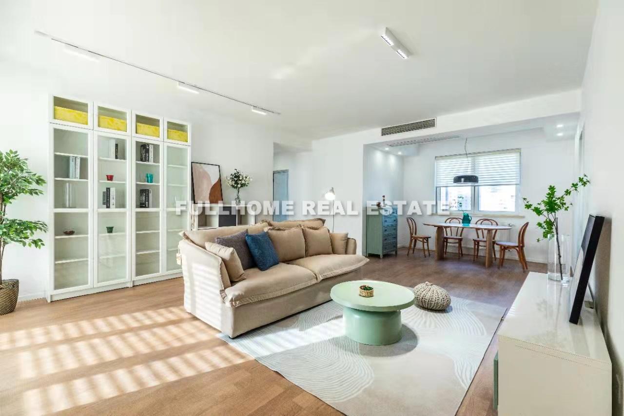 Chuang Shi Ji Garden - 3 bedroom apartment in Shanghai, Downtown, Downtown