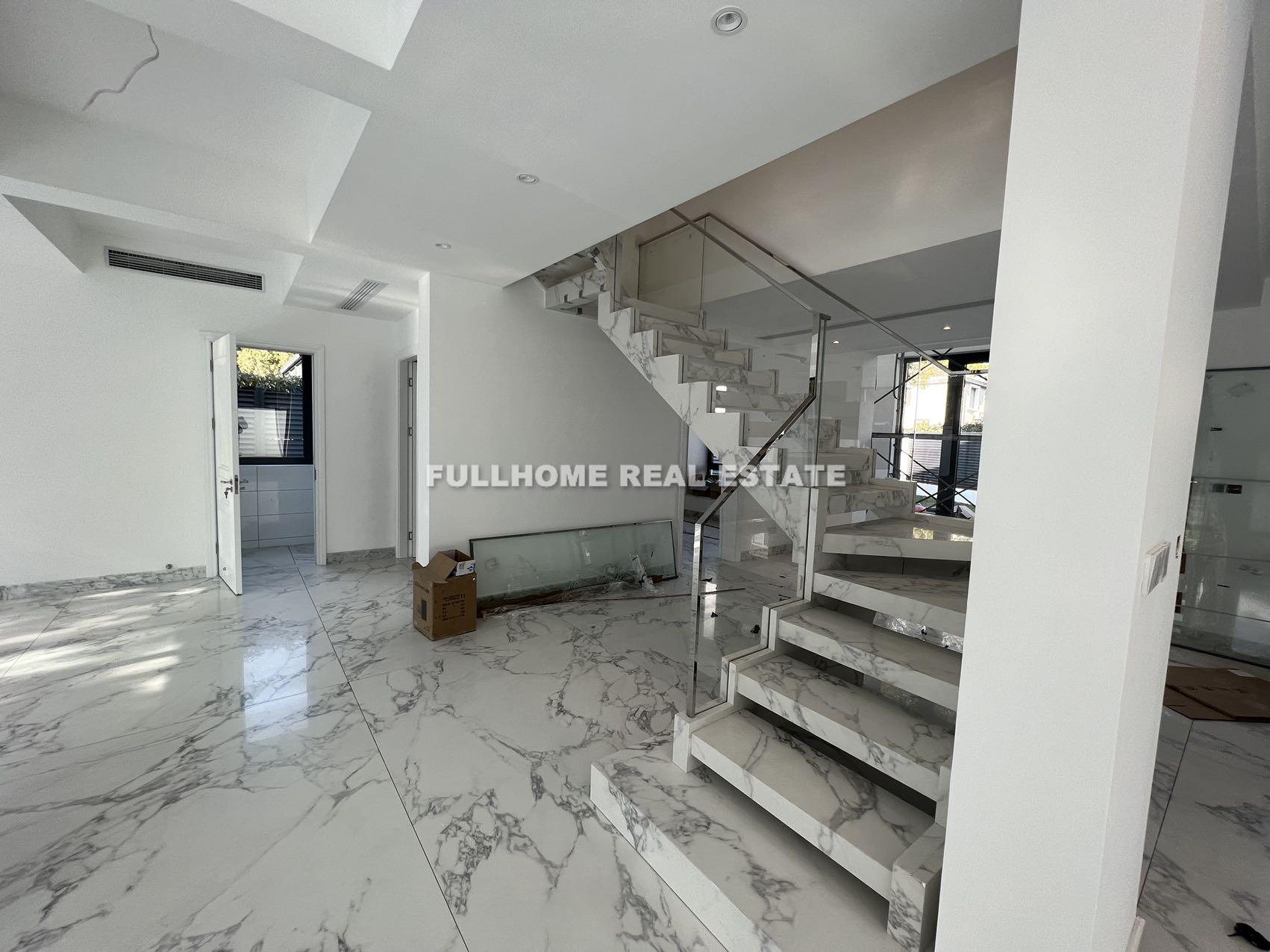 Long Beach Villa - 4 bedroom apartment in Shanghai, Hongqiao, Hongqiao