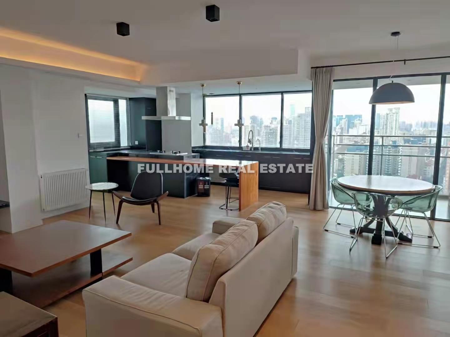 Same compound: Jincai Celebrity, 3 bedrooms in Shanghai
