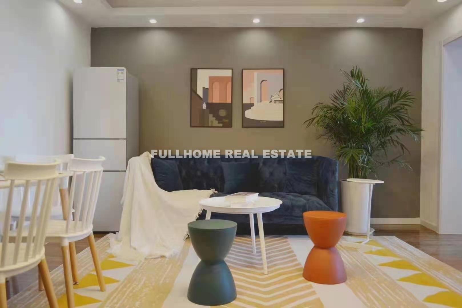Same compound: Nan Tail Apartment, 2 bedrooms in Shanghai