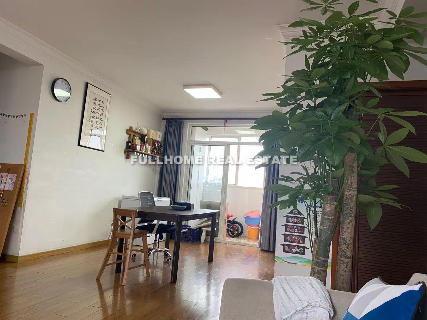 Same compound: Jiaxuan Garden, 3 bedrooms in Shanghai