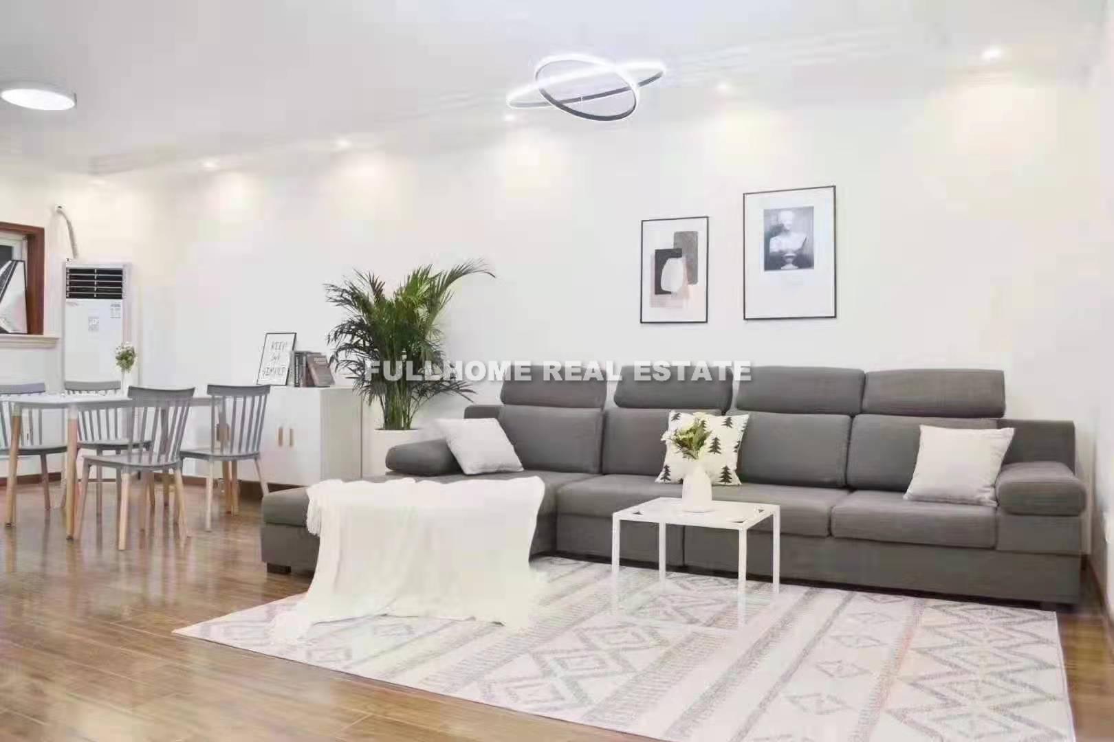 Same compound: Shuangqian Apartment, 2 bedrooms in Shanghai