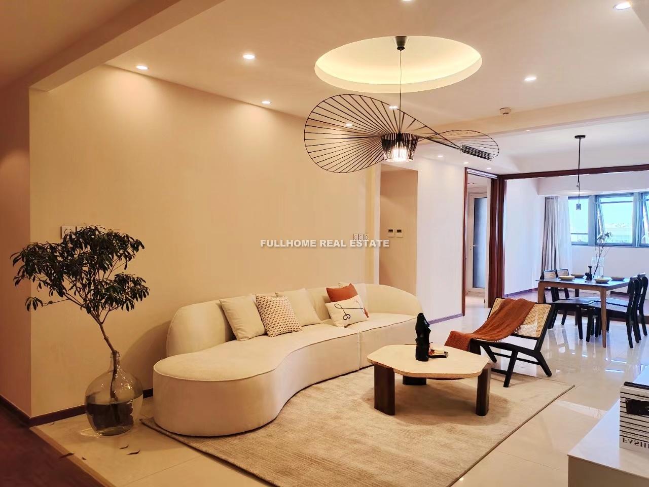 Sanlitun SOHO - 2 bedroom apartment in Beijing, Sanlitun