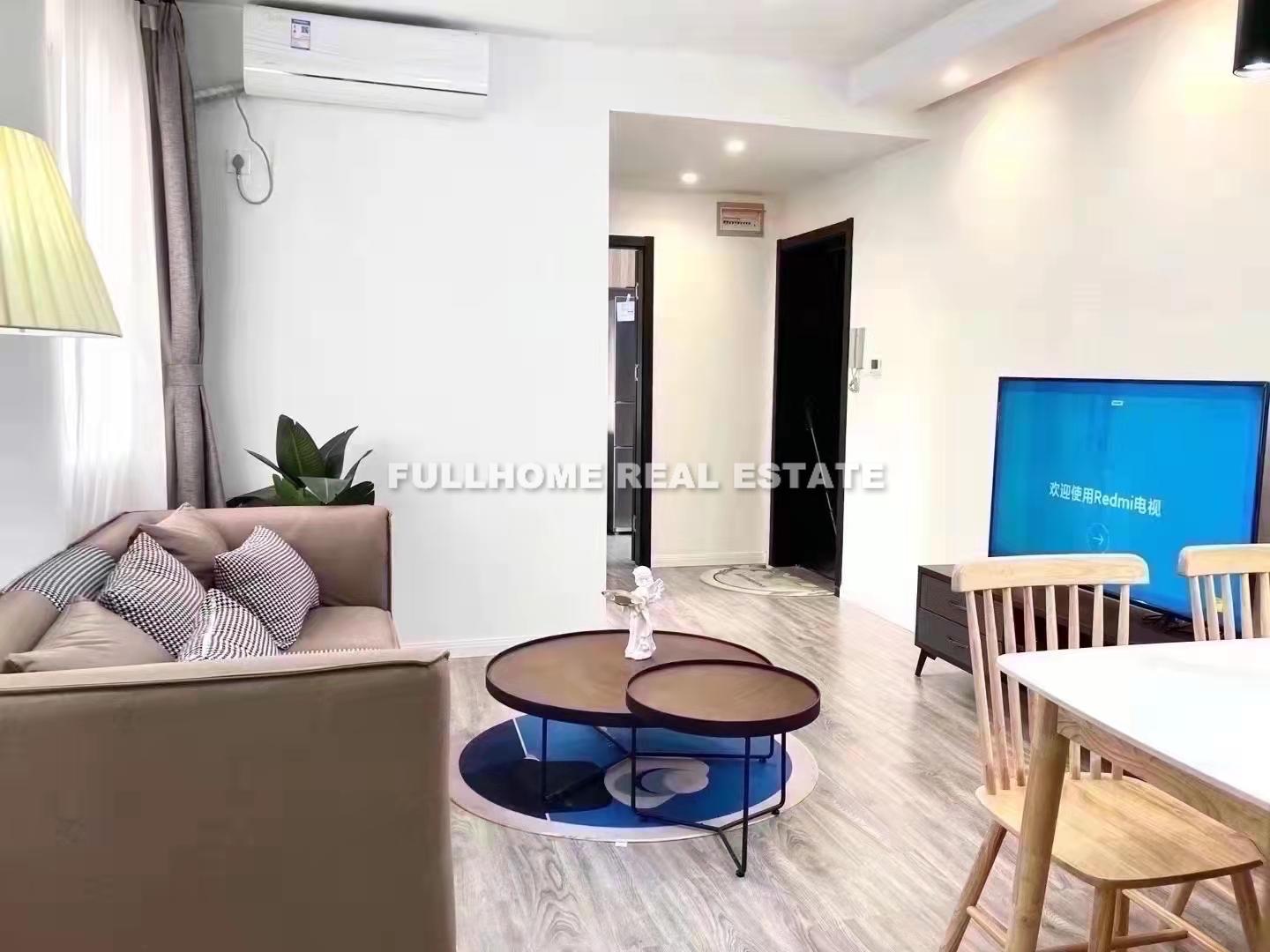 Same compound: Hongqi Jiaoshi Apartment, 2 bedrooms in Shanghai