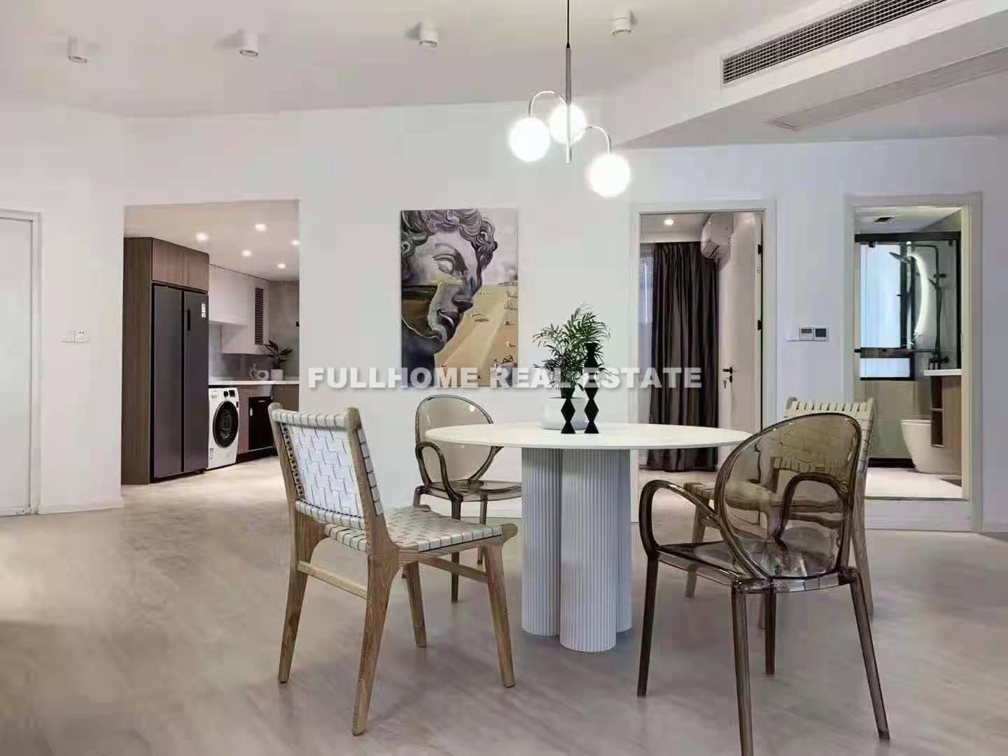 Jiahui Plaza - 2 bedroom apartment in Shanghai, Downtown, Downtown