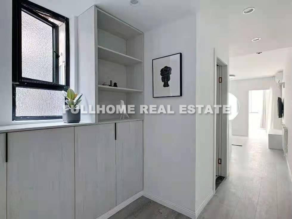 Lane 1-1000 Changning Road Old House	 - Interior view 4, Shanghai rental property