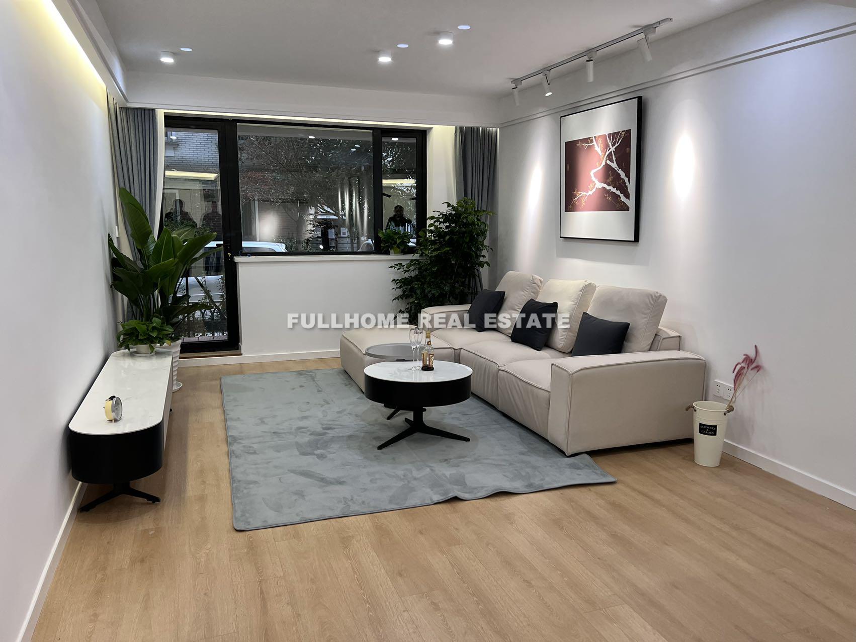 Same compound: Zhen Yin Yuan, 3 bedrooms in Shanghai